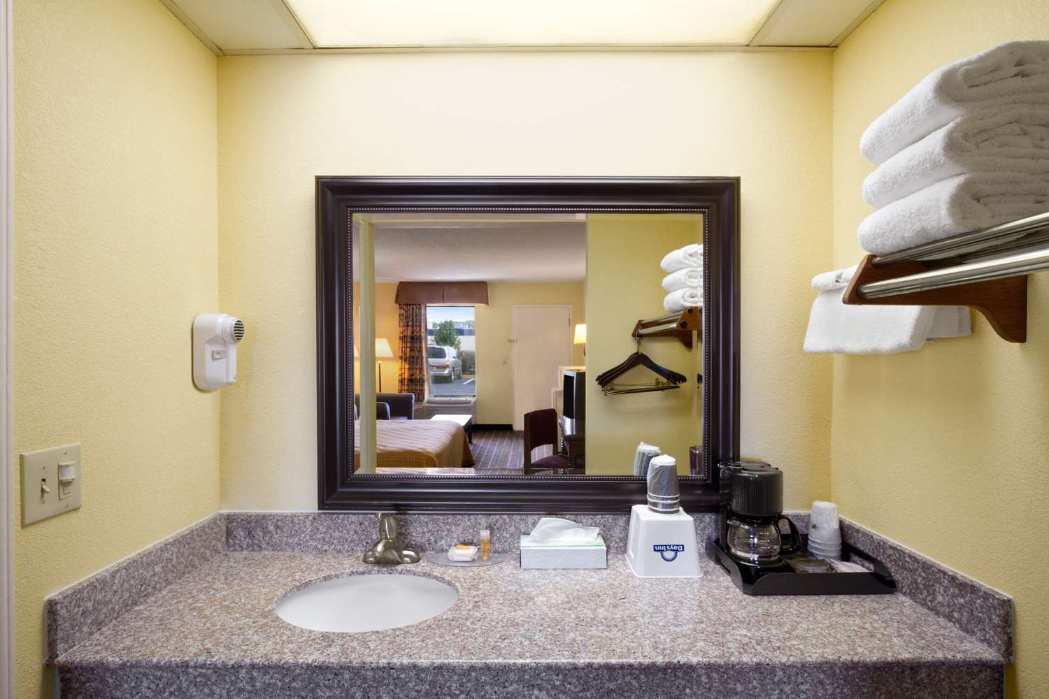 Days Inn by Wyndham Richburg 4/5