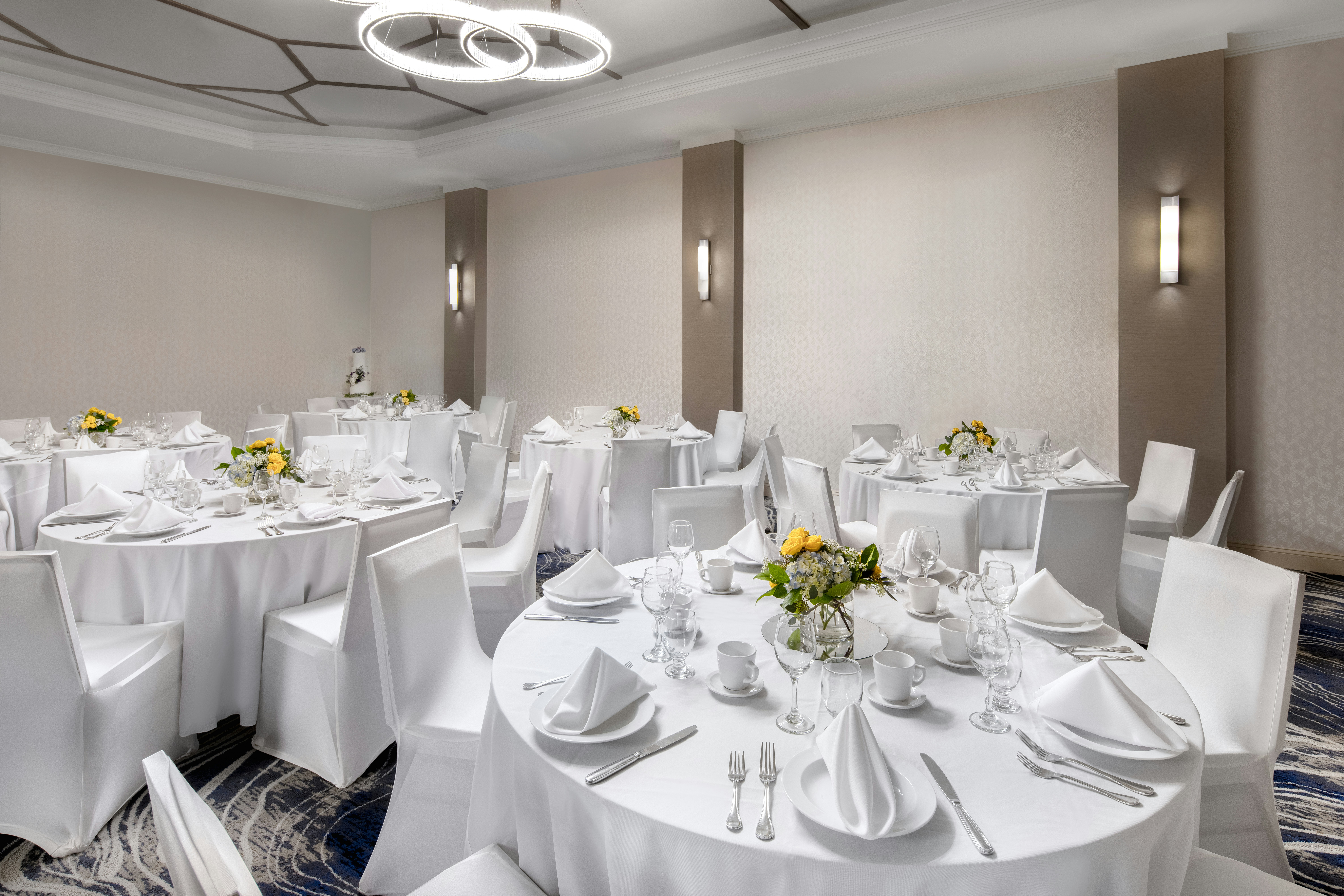 DoubleTree Suites by Hilton Hotel Mt. Laurel 43/49