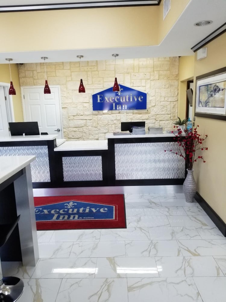 Executive Inn and Suites Tyler 11/51