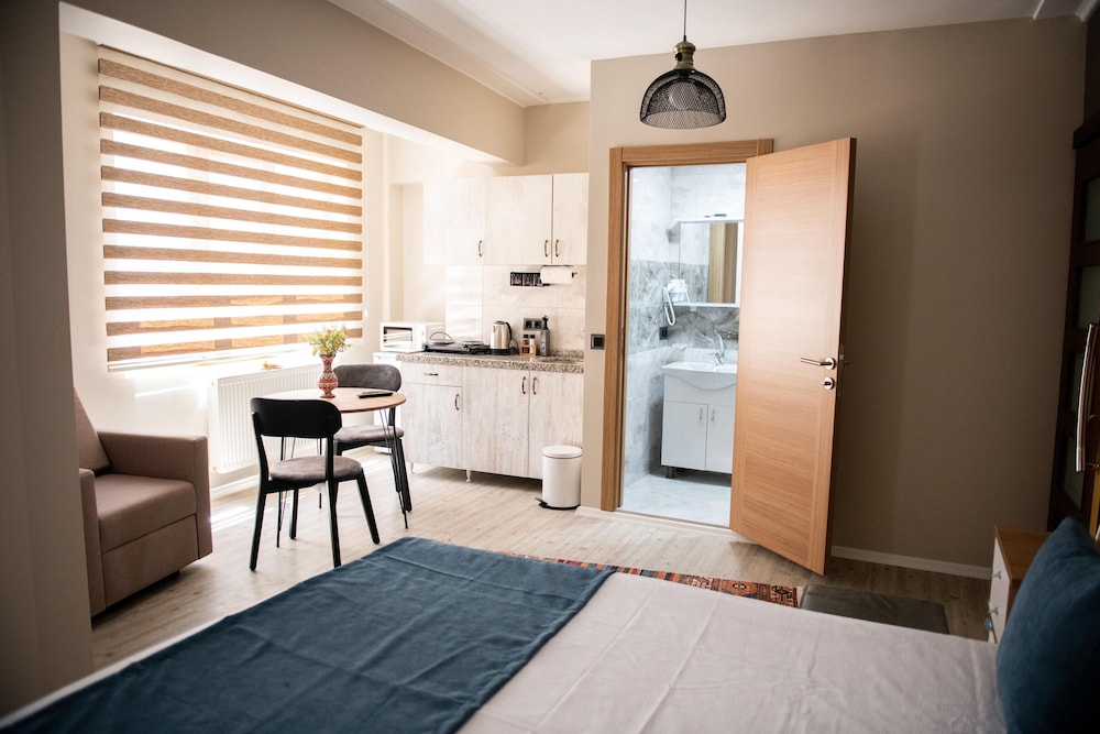 Galapera Hotel 40/50