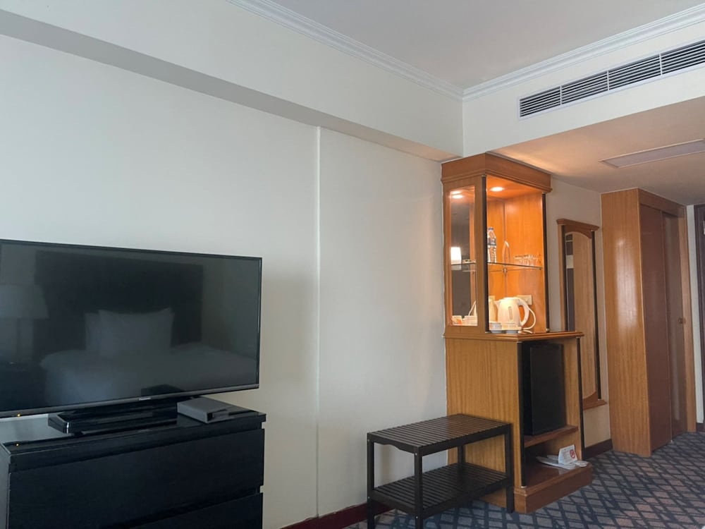 Howard Plaza Hotel Kaohsiung 71/78