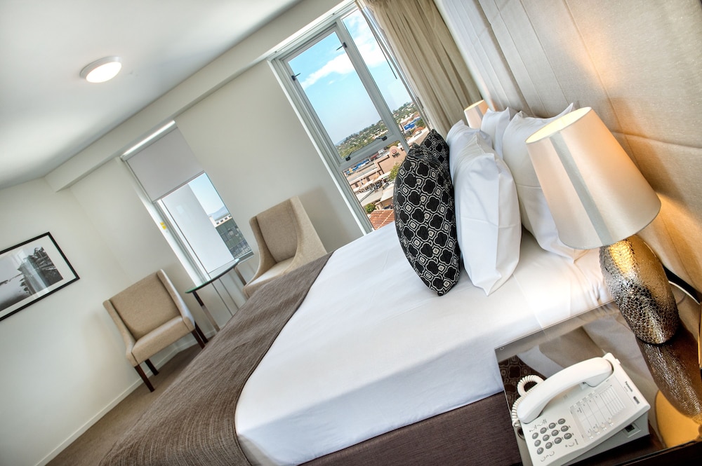 Empire Apartment Hotel 22/56