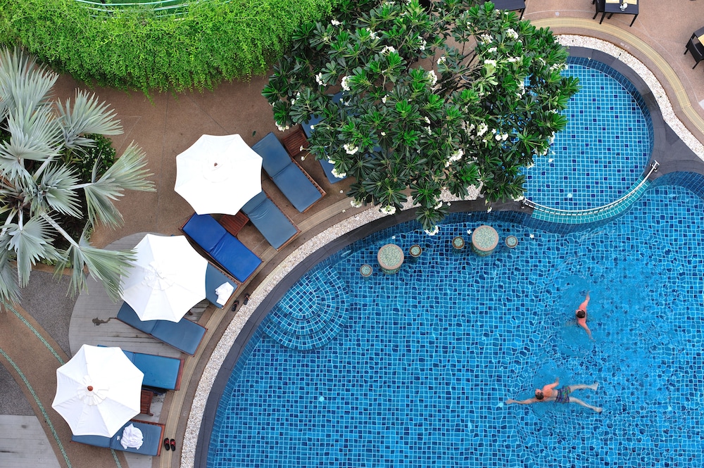 PALMYRA PATONG RESORT 45/61
