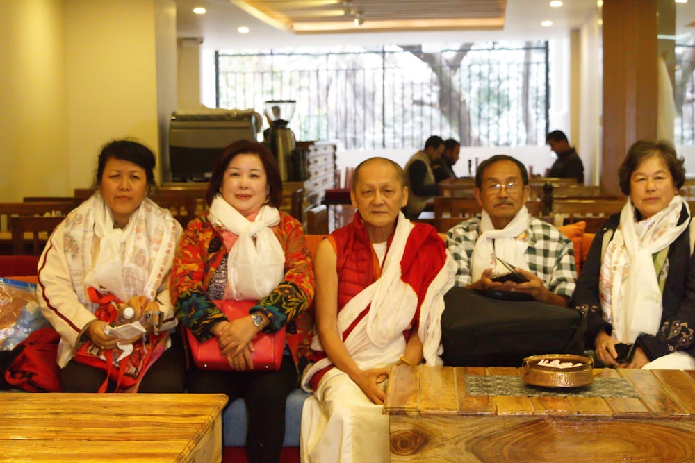 Truly Asia Boutique Hotel 51/55