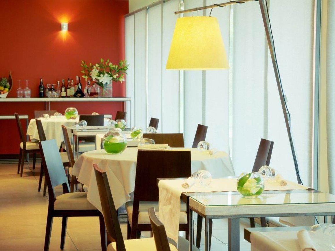 Red S Redaelli Hotel 44/66