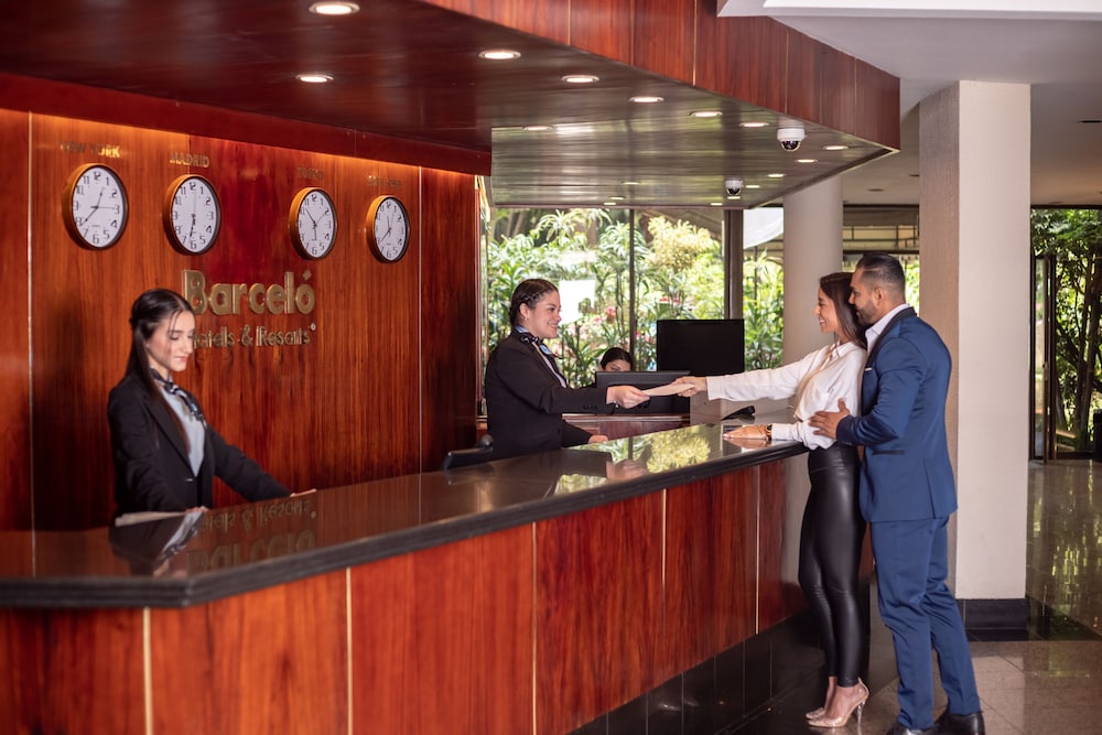 Barcelo San Jose 10/72