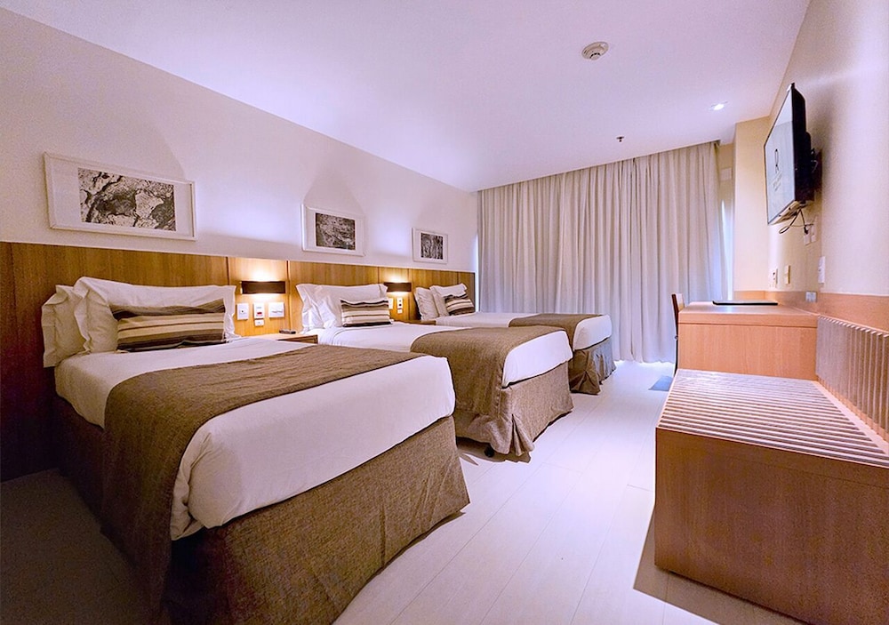 غرفة ديلوكس ثلاثية بثلاثة أسرّة بإطلالة على البحر بشرفة، Riale Brisa Barra Hotel 7/10