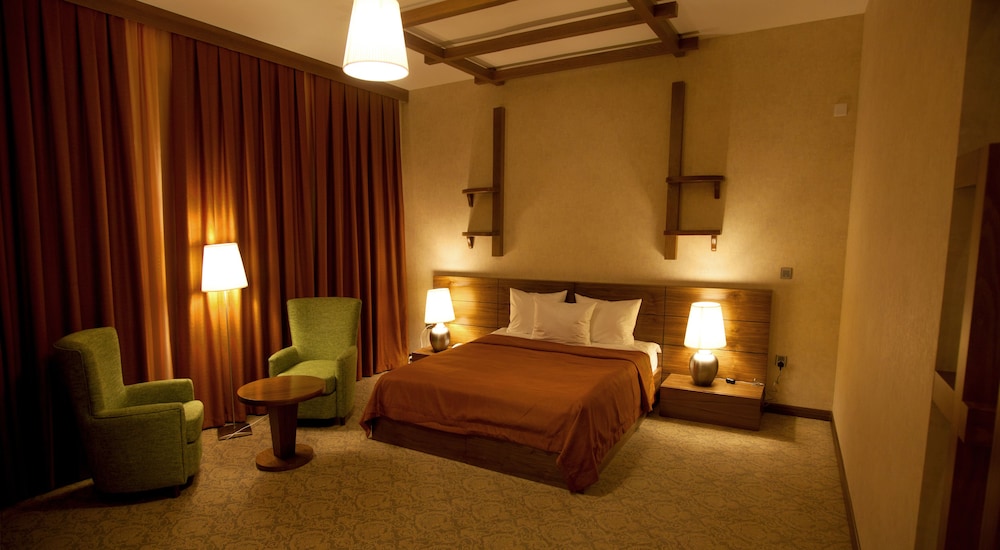El Resort Hotel 14/50
