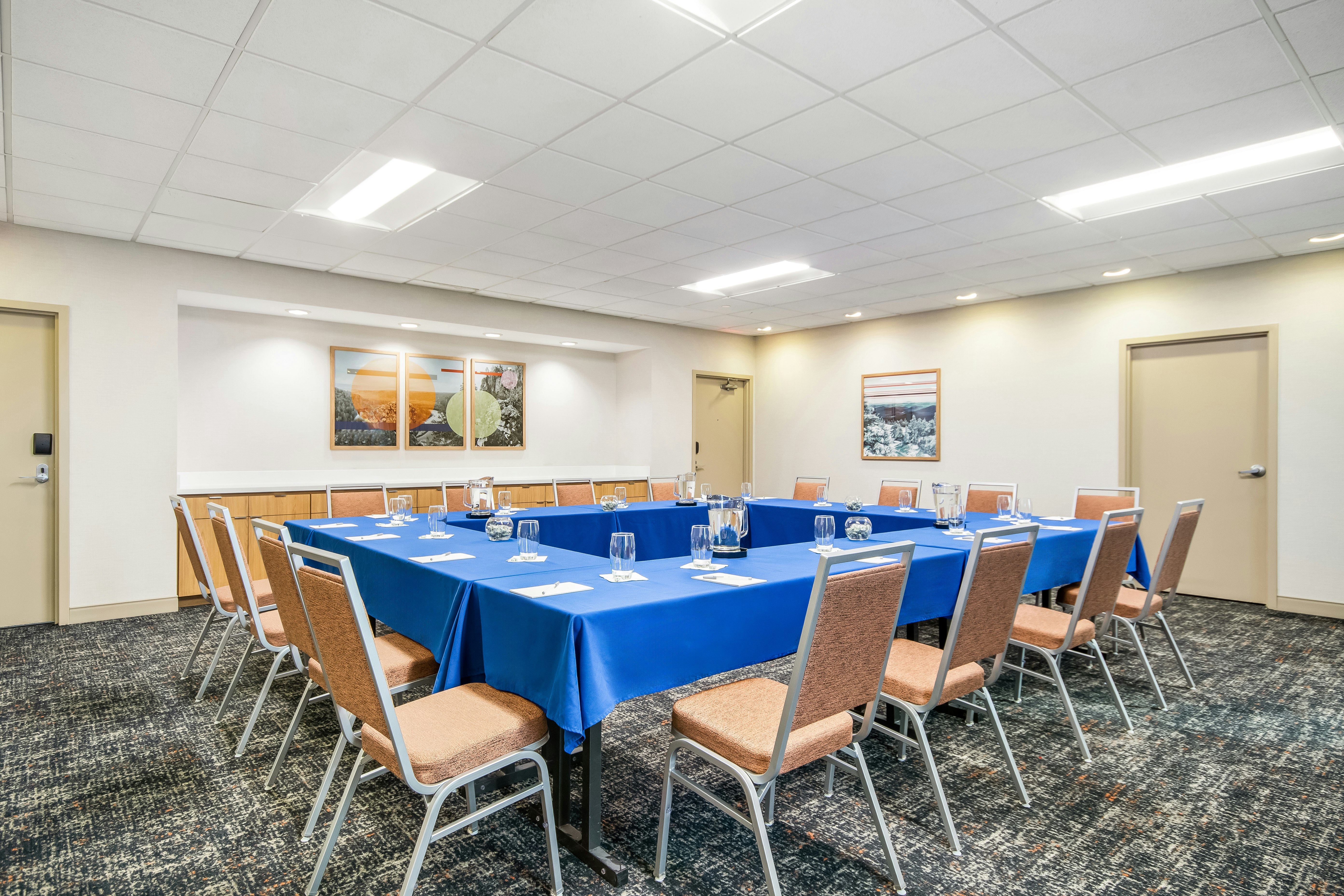 Hampton Inn Rutland 24/28