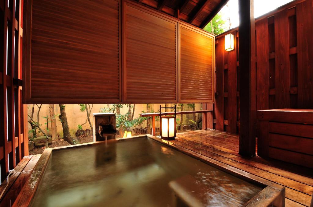 Japanese, Outdoor Bath