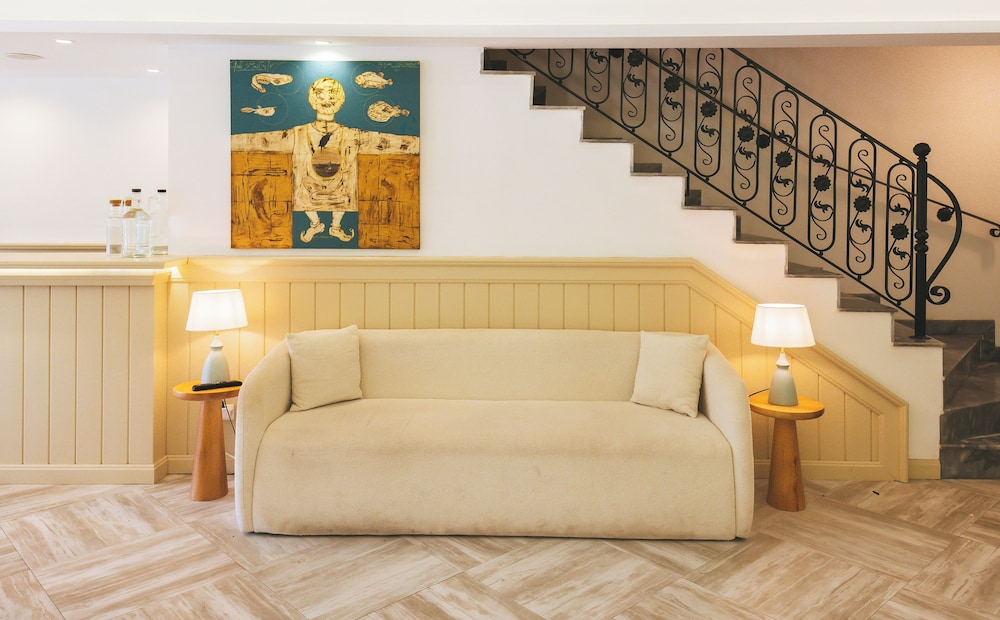 Livia Hotel 33/57