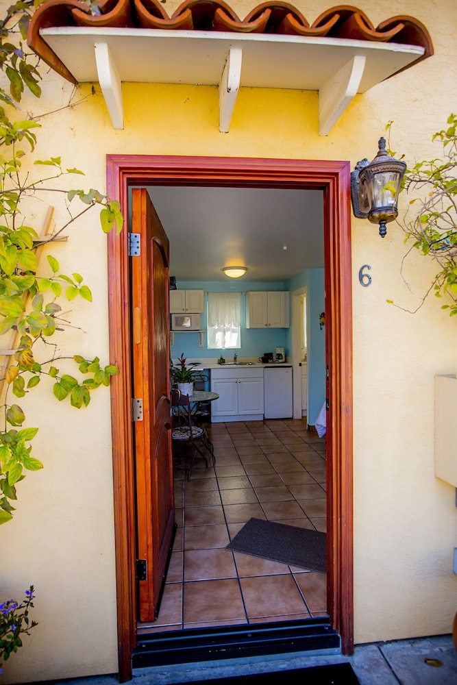 Leucadia Beach Inn 6/52