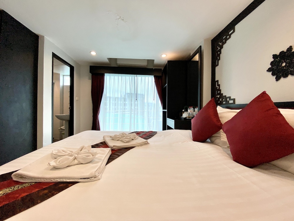 SUPERIOR, DOUBLE BED