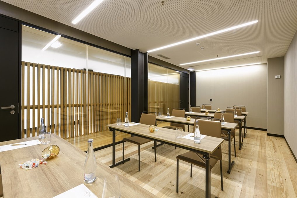 NEYA Porto Hotel 42/56