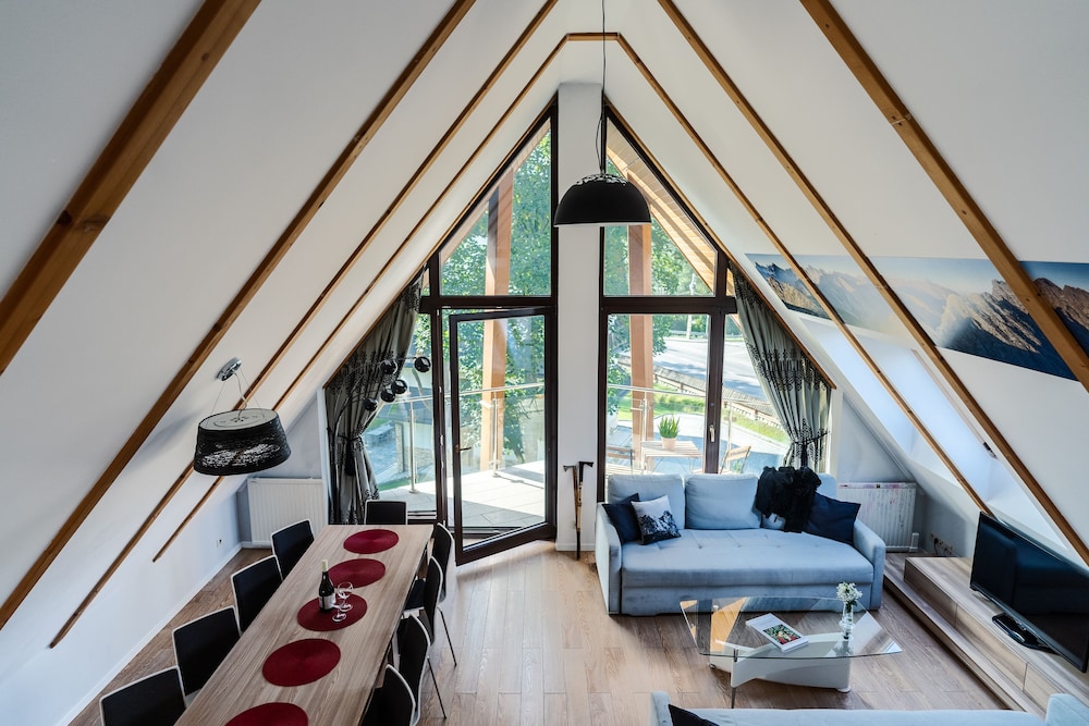 Harenda Residence 15/42