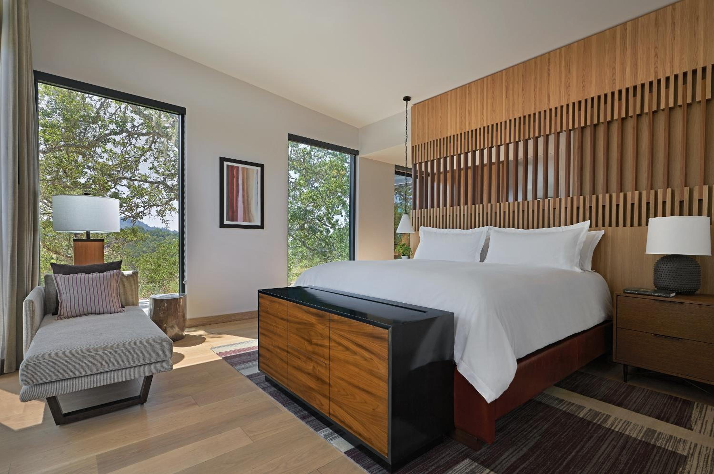 Room, 3 King Beds, Guest House