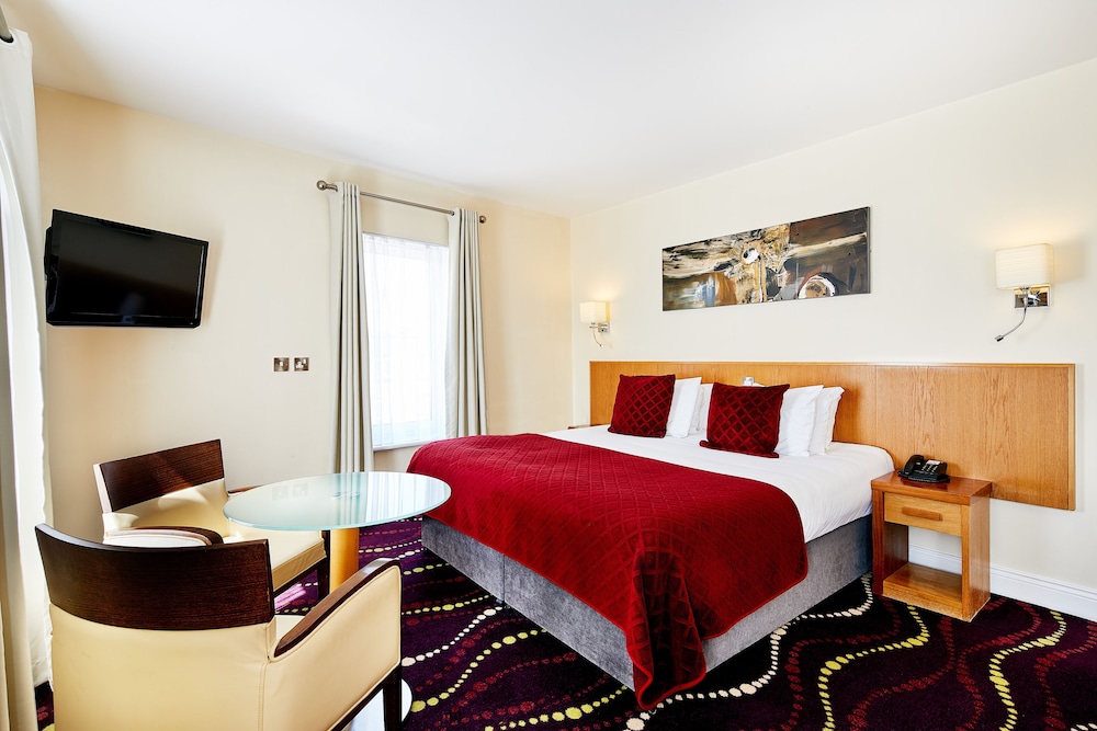 ROOM, KING BED