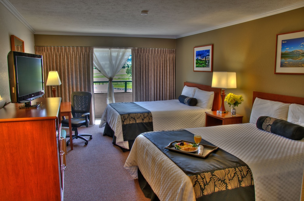 Fairmont Hot Springs Resort 19/54
