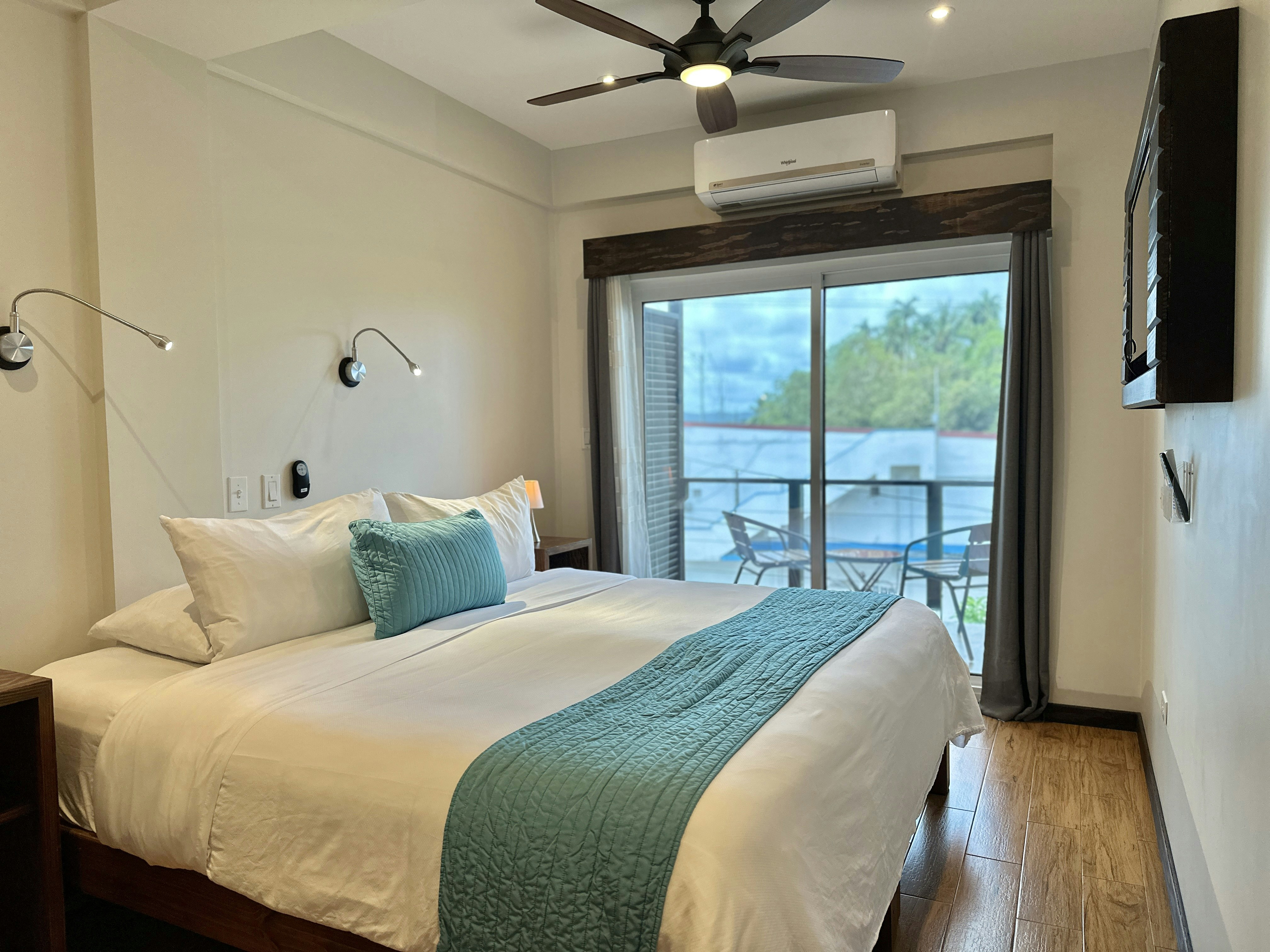 Palau Central Hotel 4/50