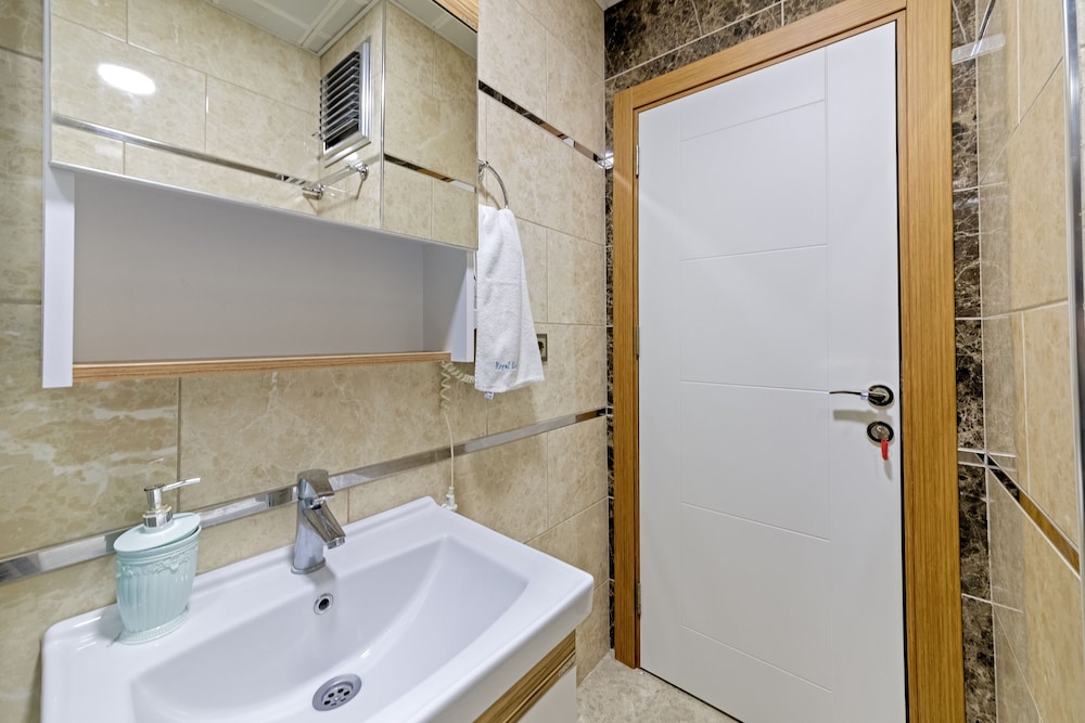 Royal Babil Suites 48/50