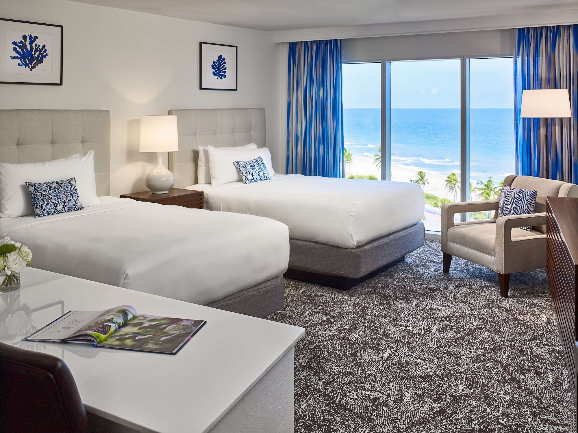 DELUXE, 2 DOUBLE BEDS, OCEAN VIEW