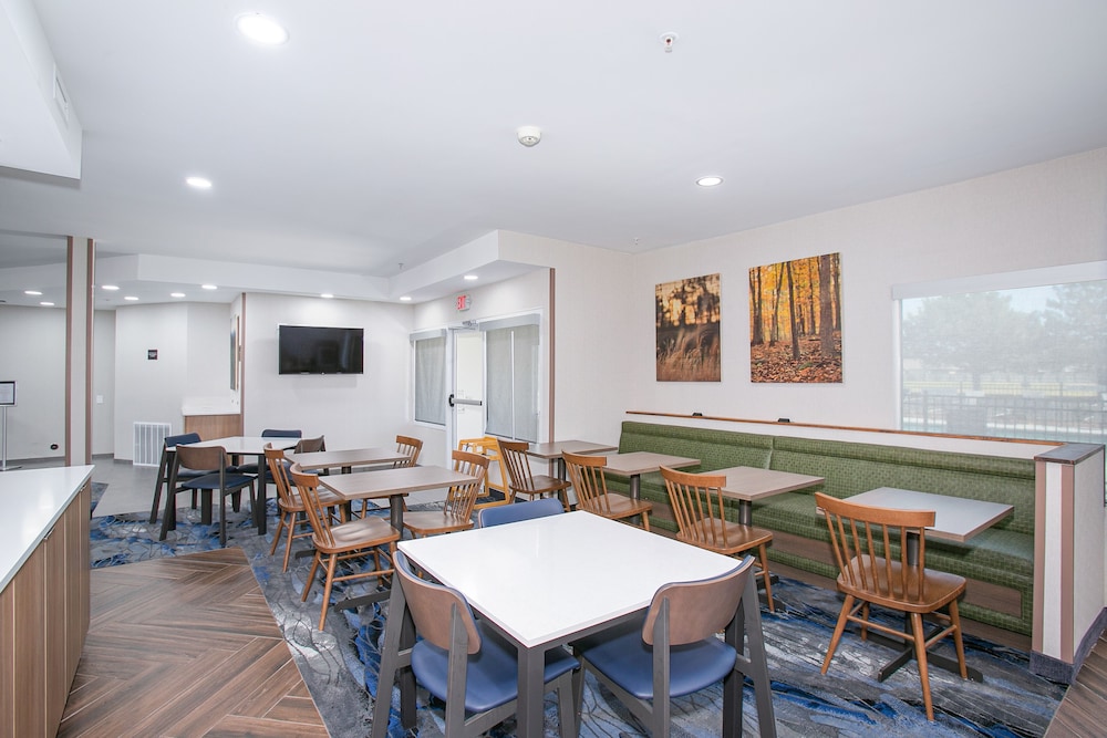 Fairfield Inn Ponca City 22/26