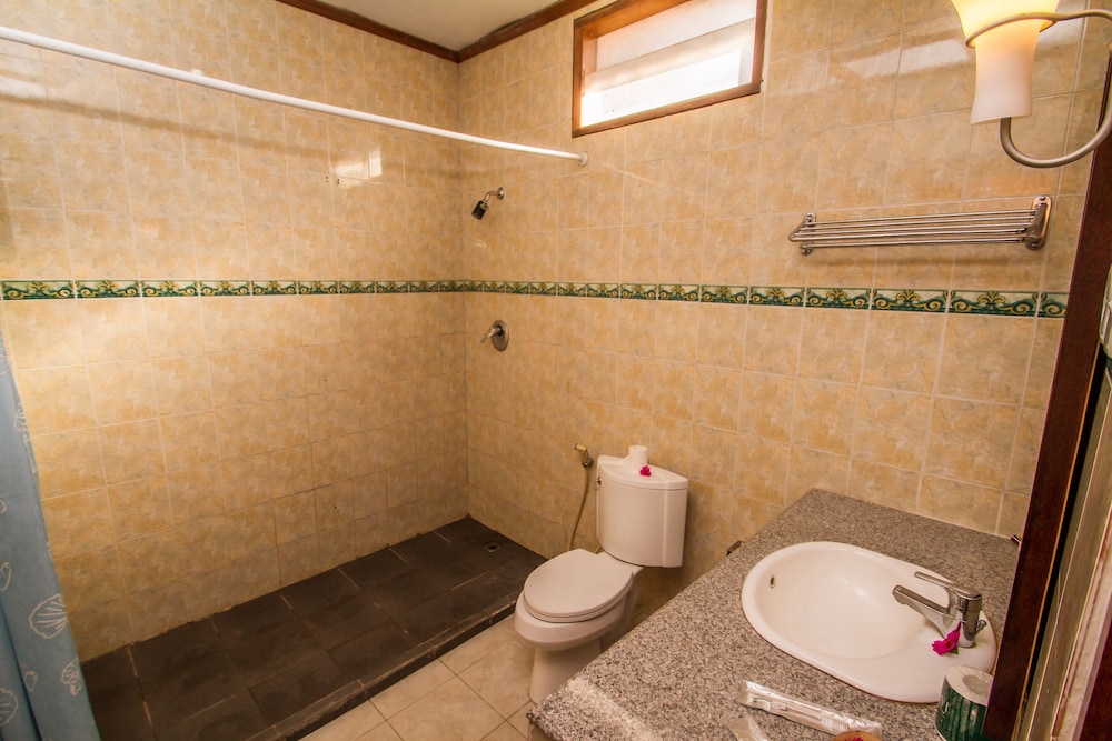 Puri Saron Madangan Hotel 50/50