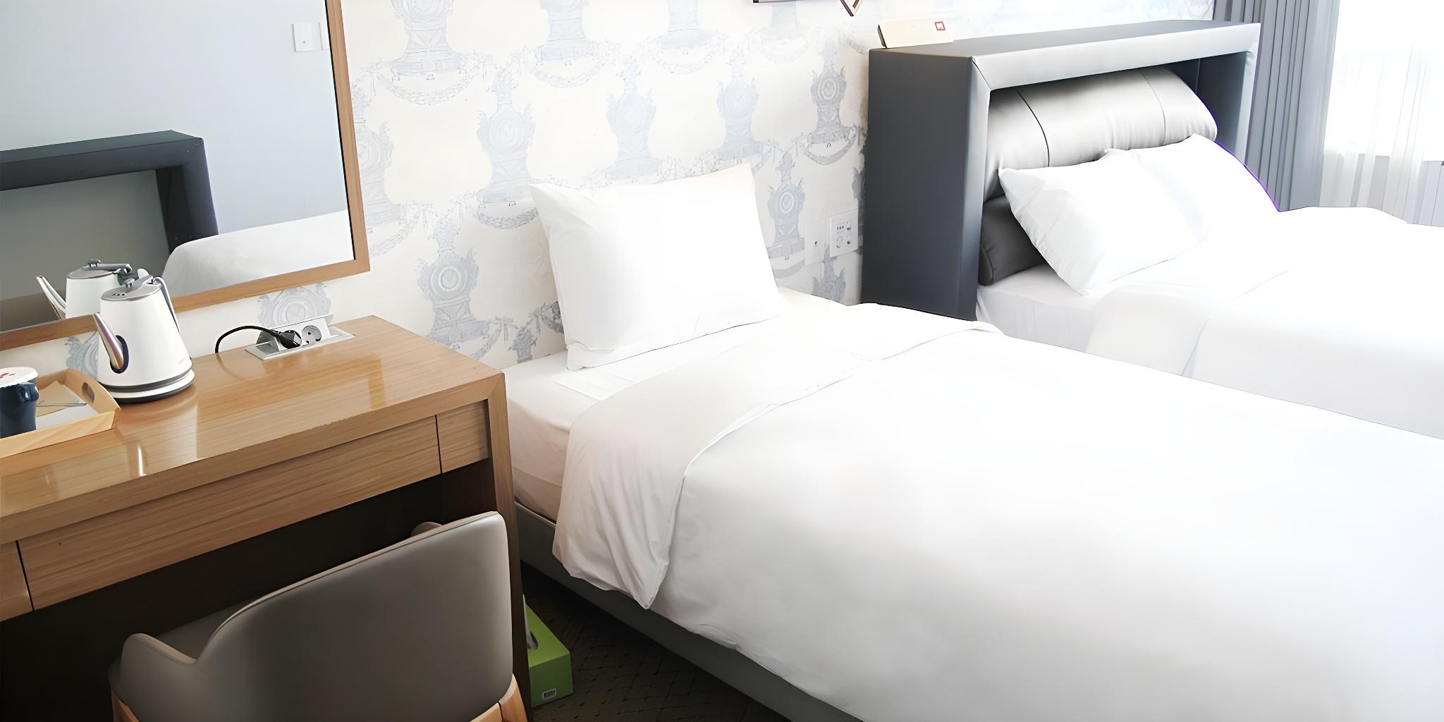 غرفة ديلوكس بسريرين منفصلين وسرير مزدوج وسرير فردي، Mohenic Hotel Seoul Myeongdong 3/3