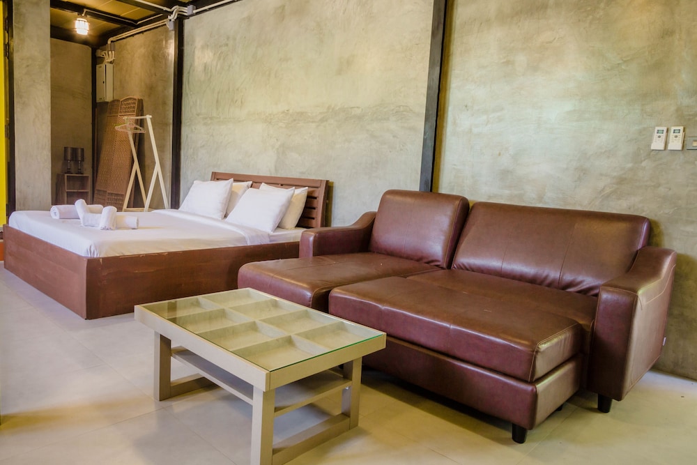 Riverpool Resort 37/50