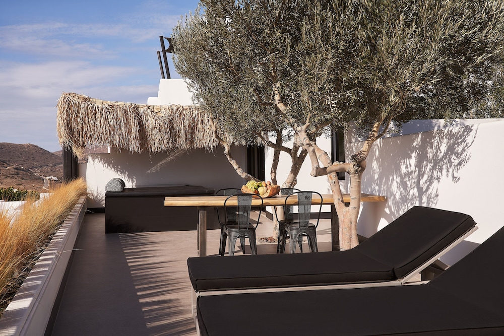 Liostasi Hotel And Suites 36/50