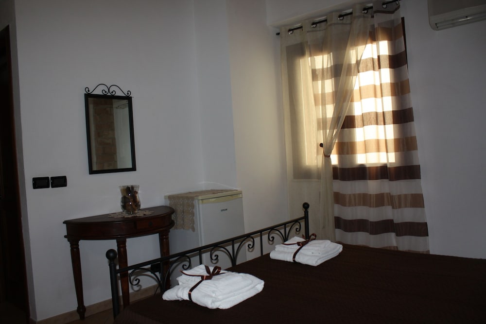 Egesta 33/50