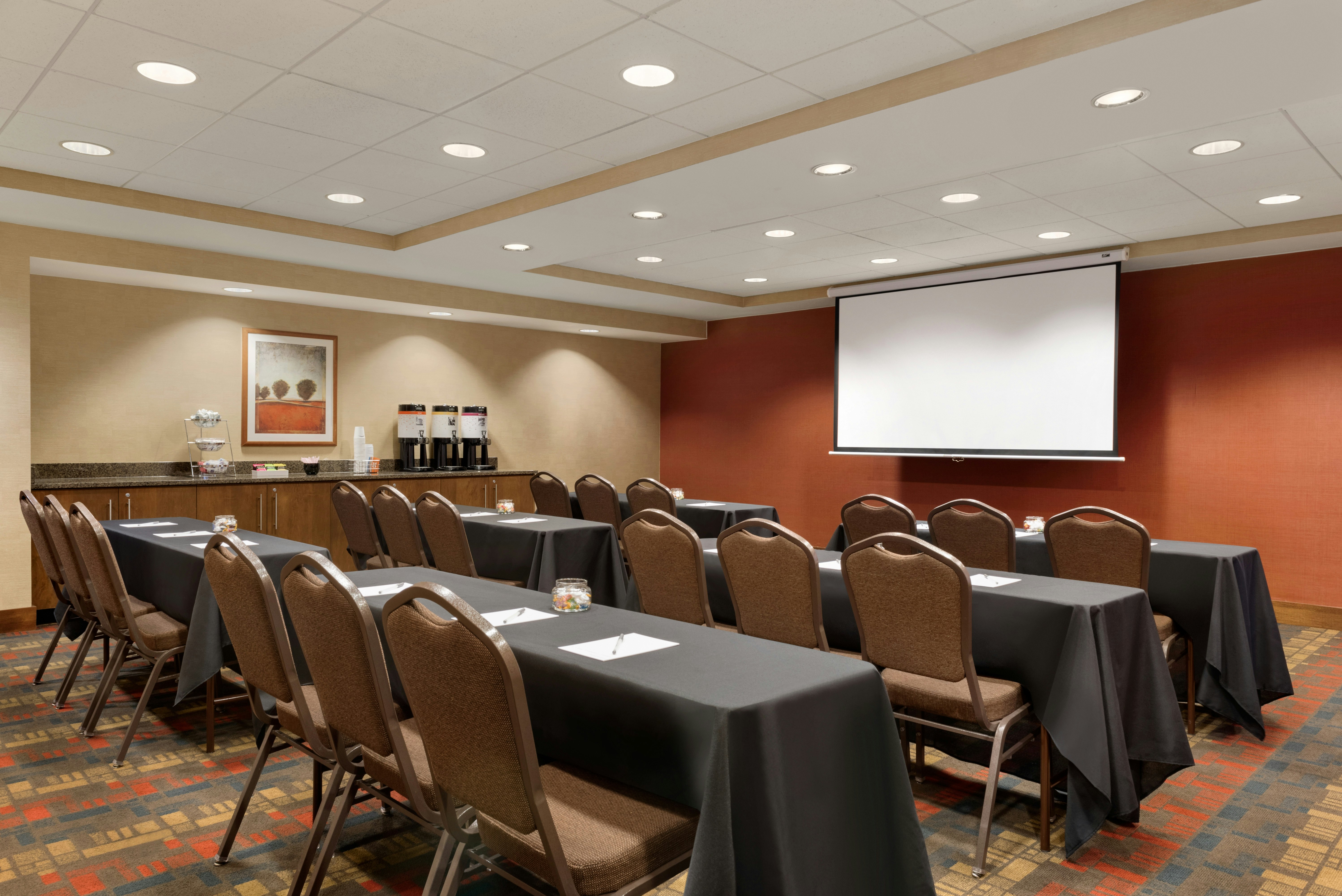 Hampton Inn West Des Moines Lake Drive 38/43