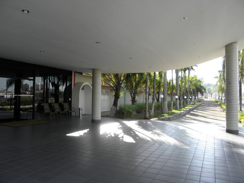Rio Claro Plaza 10/21