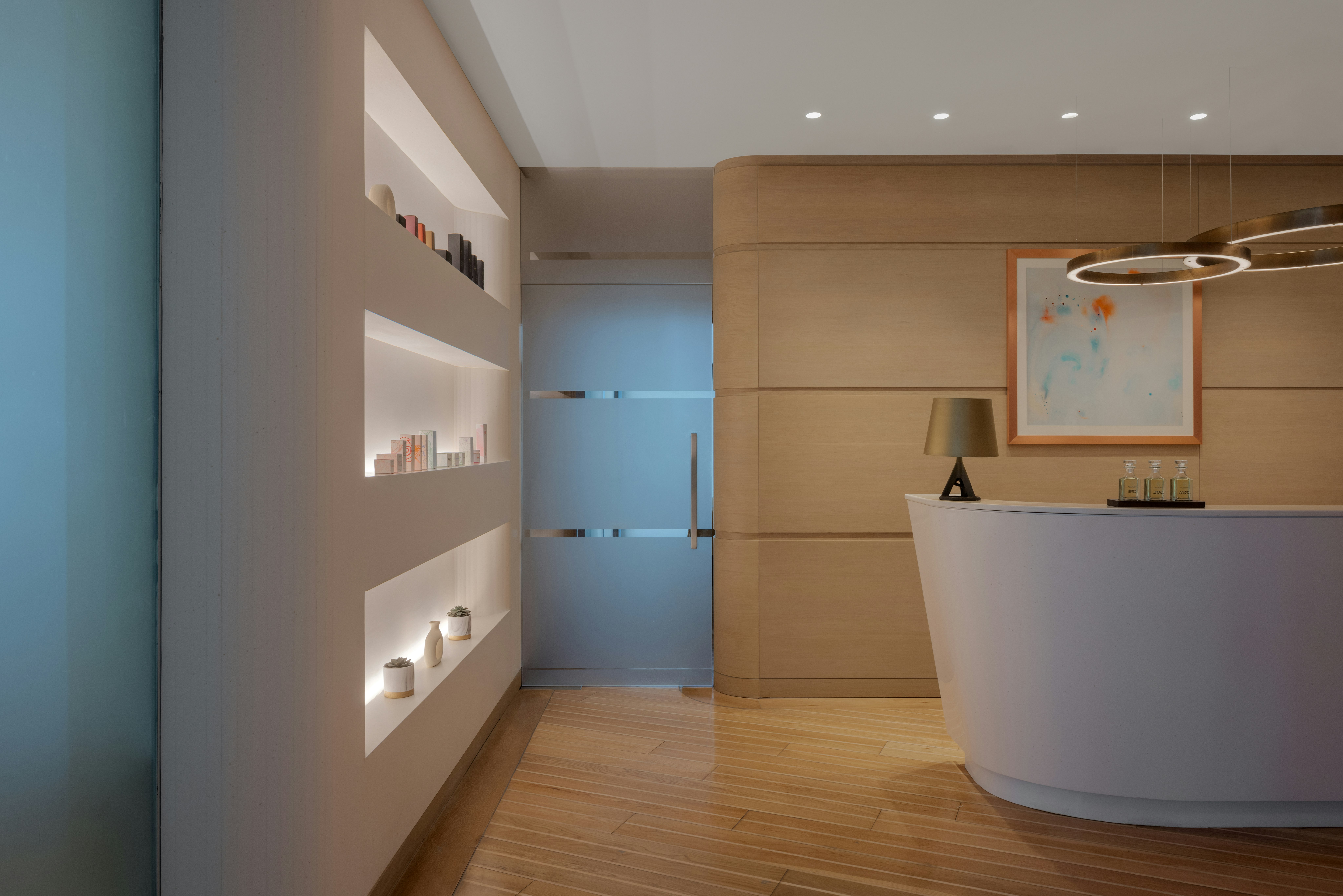 Hilton Dubai Creek Hotel & Residences 5/32