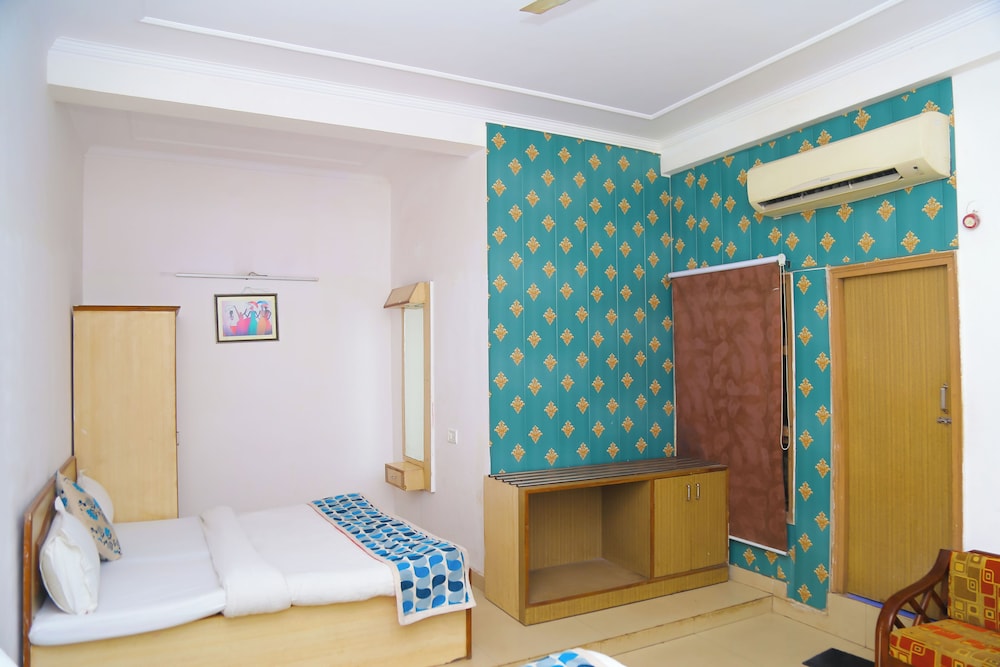 HOTEL RIYA PALACE 31/50