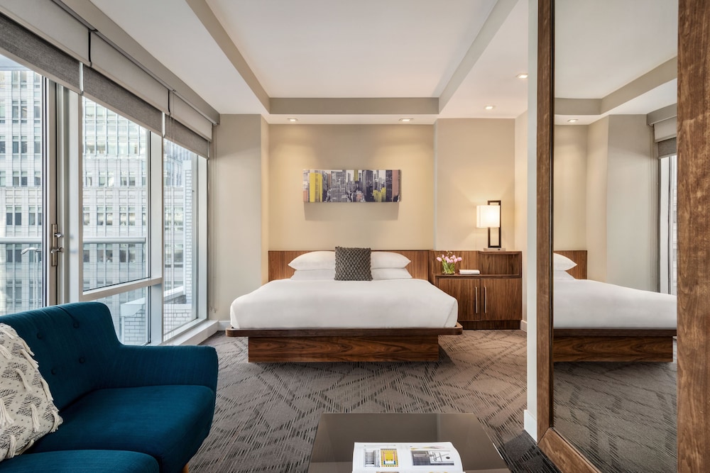 ROOM, KING BED, CITY VIEW, ACCESSIBLE