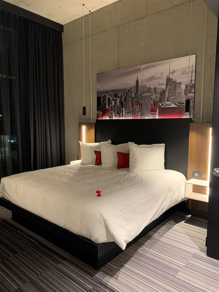 Grand Hotel TiMES Blainville-Mirabel 9/37