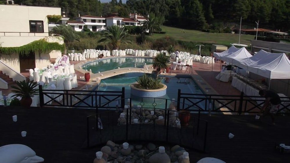 Elani Bay Resort 42/50