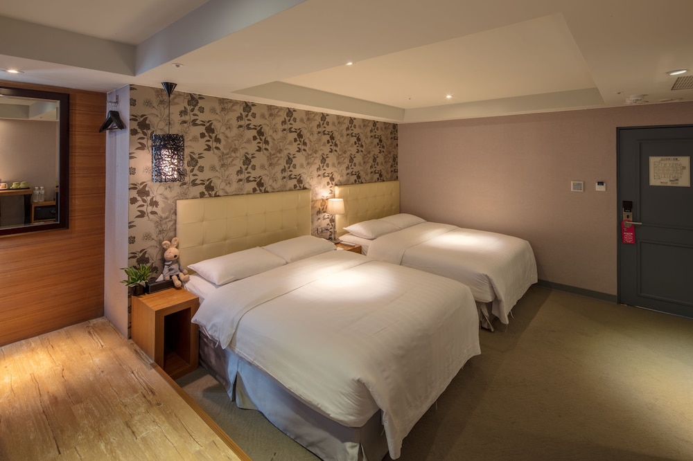Urtrip Hotel 17/43