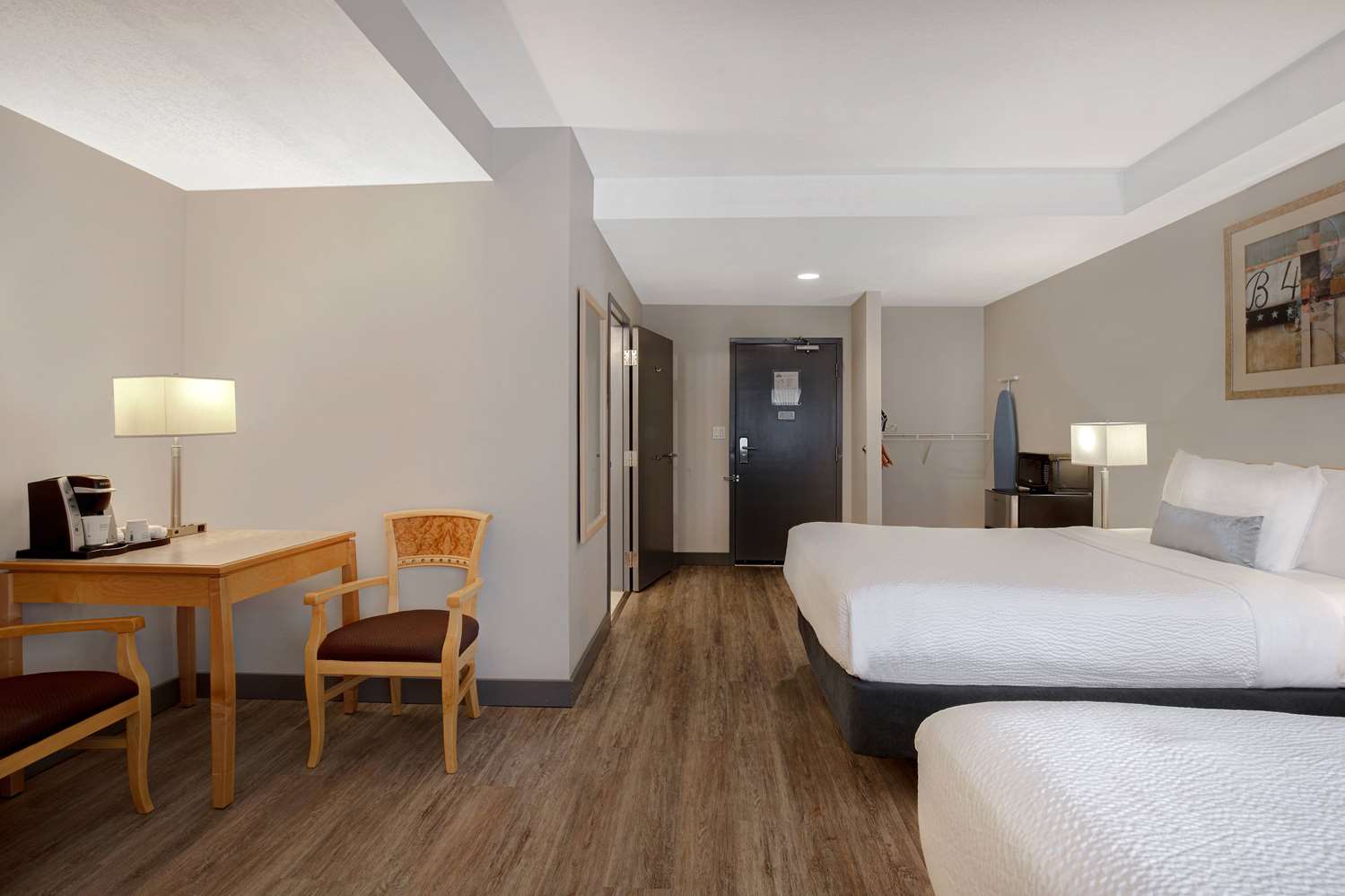Days Inn by Wyndham Victoria Airport Sidney 4/34