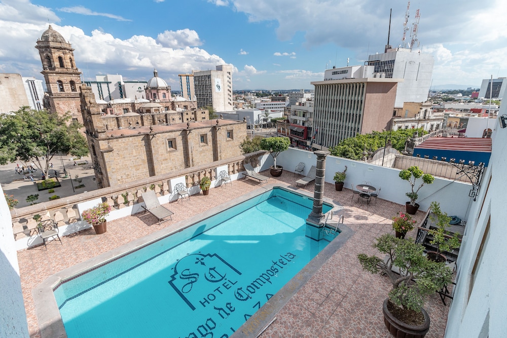 Hotel Santiago de Compostela 6/66
