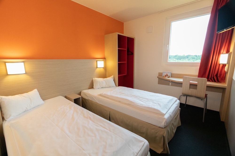 B B Hotel Frankfurt Airport 24/48