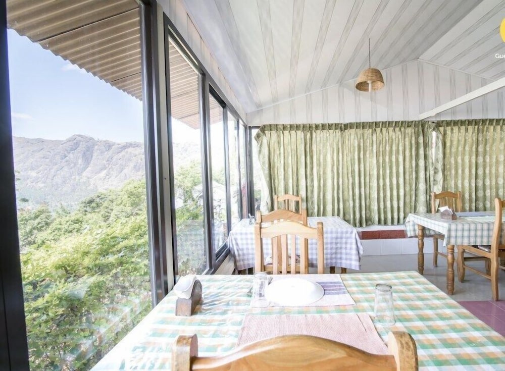 THE SHAMROCK RESORT 14/24