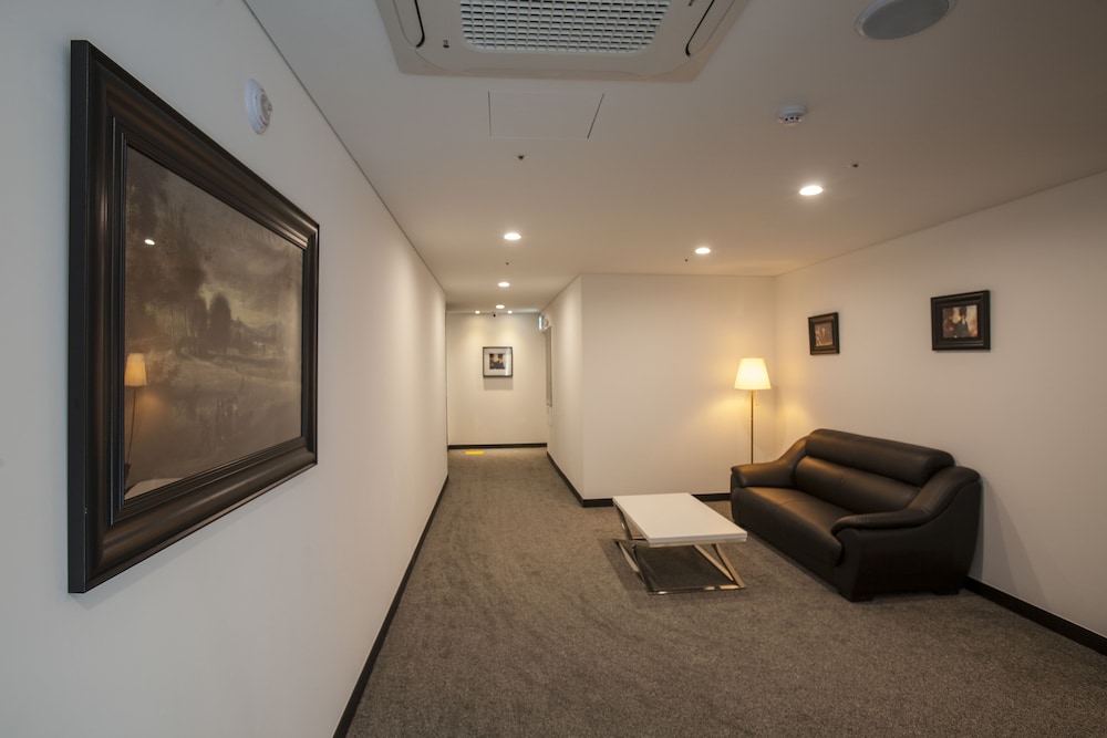 Gangneung Tourist Hotel 42/60