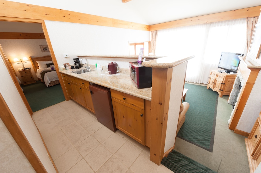 Pinestone Resort & Conference Centre 7/61