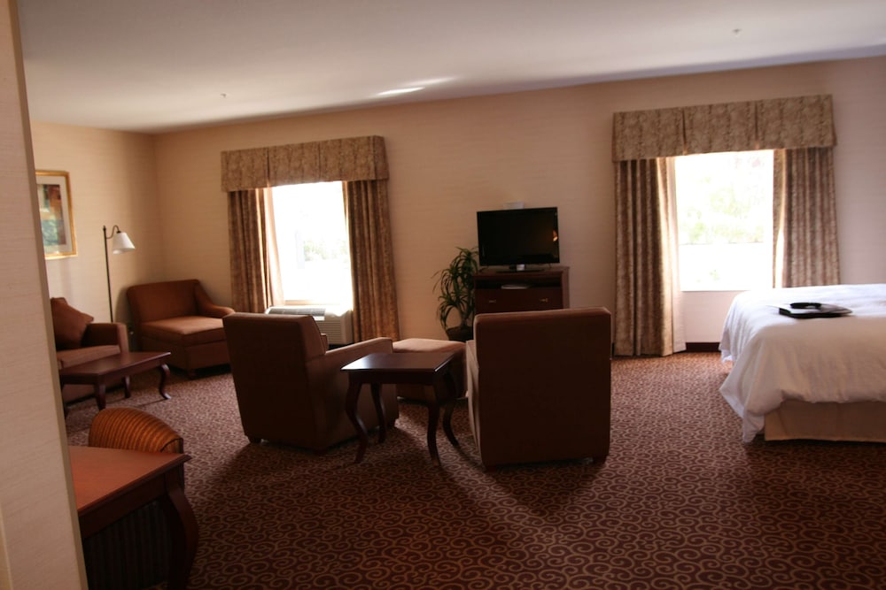 Hampton Inn Goshen 23/42