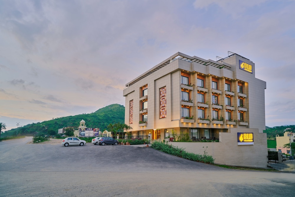 Blu Feather Hotel & Spa photo1