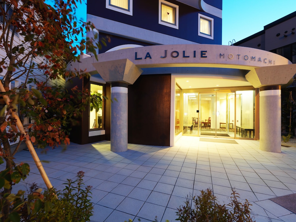 La Jolie MOTOMACHI 5/50