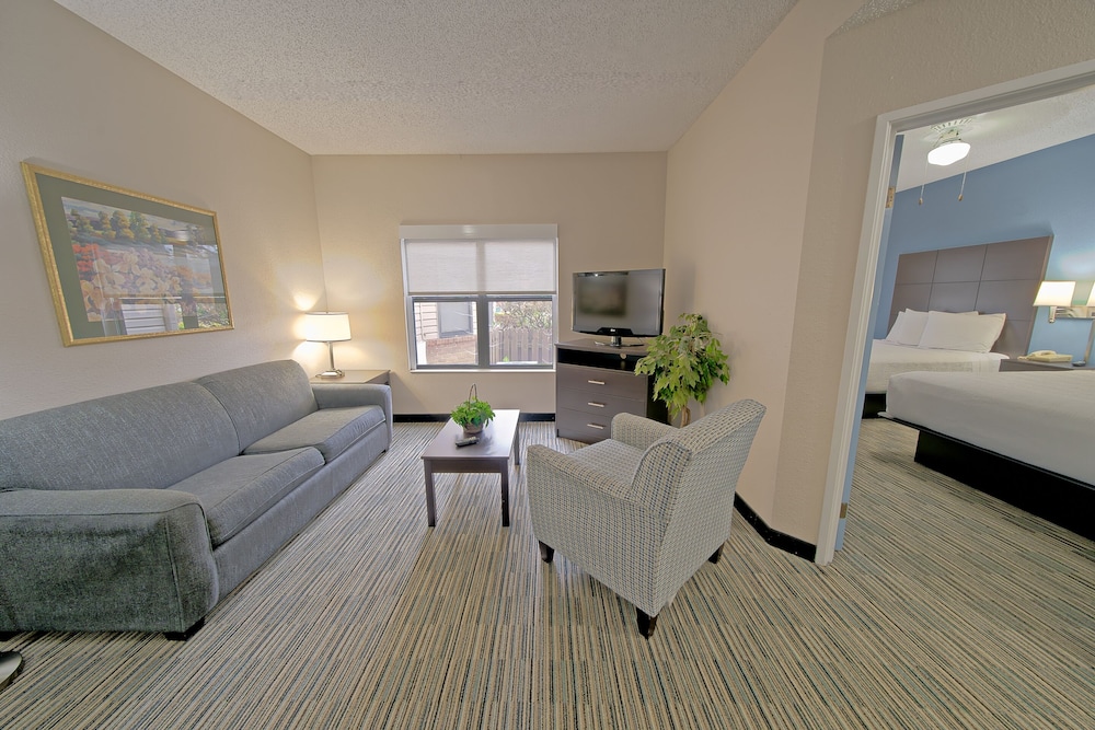 All Seasons Suites 22/54