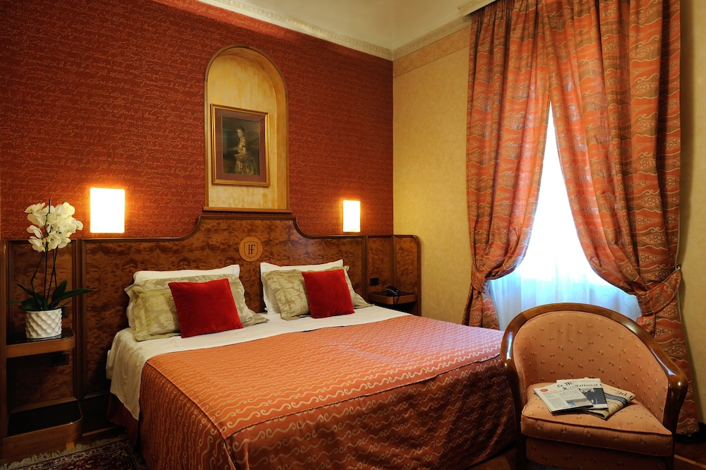 SUPERIOR, DOUBLE OR TWIN BED